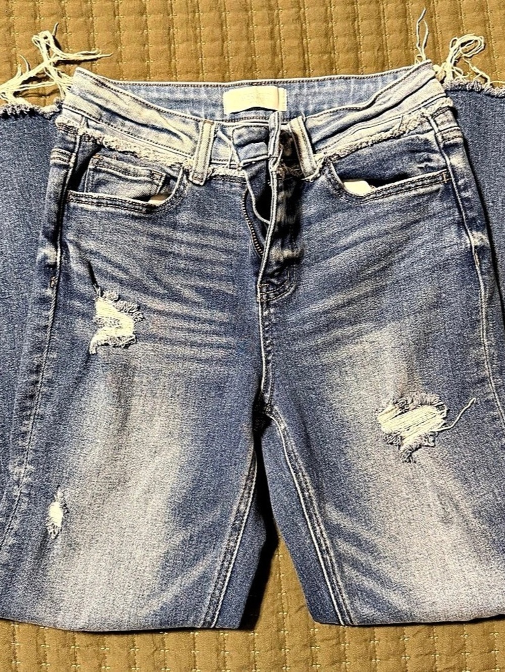 Vervet Distressed Skinny Jeans